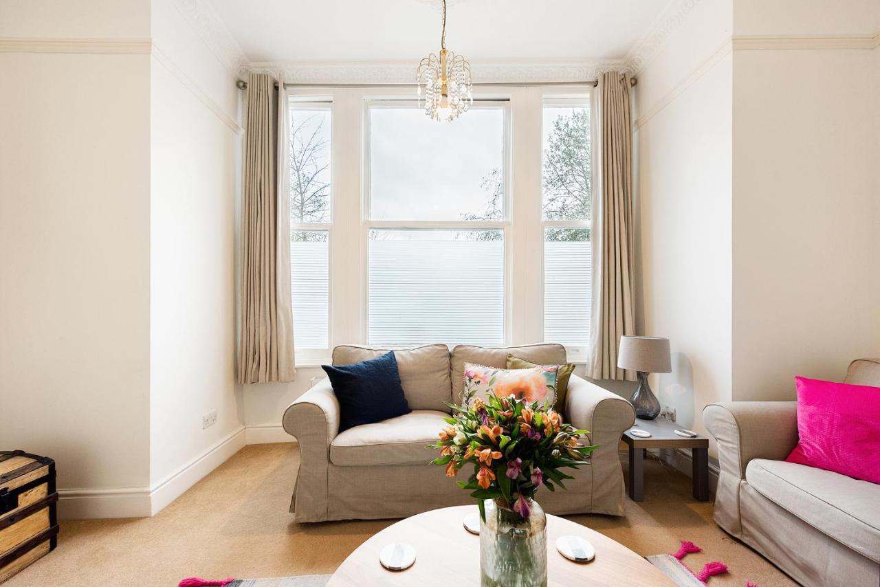 Heart Of Ealing Apartment With Garden 伦敦 外观 照片